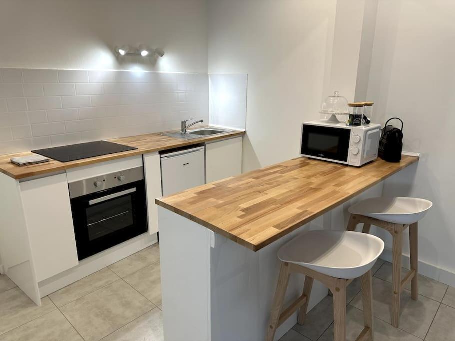 Apartamento Le Nid Douillet Nimes Exterior foto